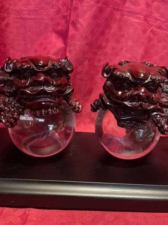 玉乗り獅子置物　クリスタルボール