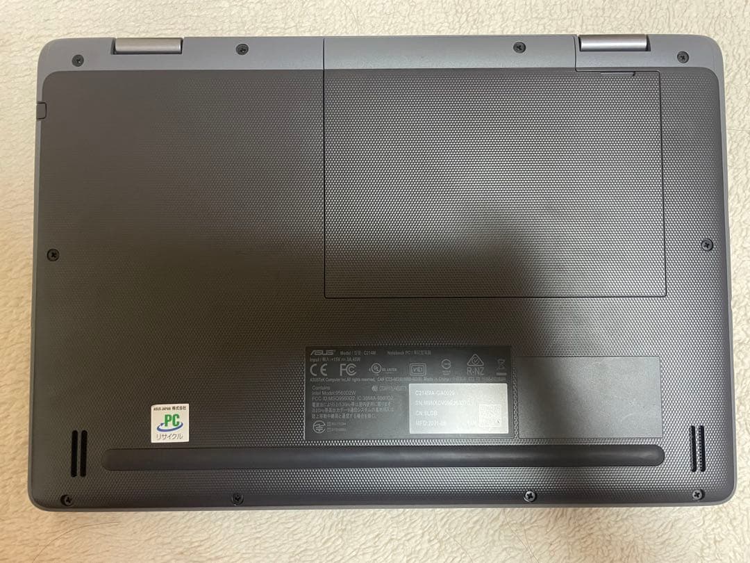 Chromebook本体 ASUS Chromebook Flip C214MA