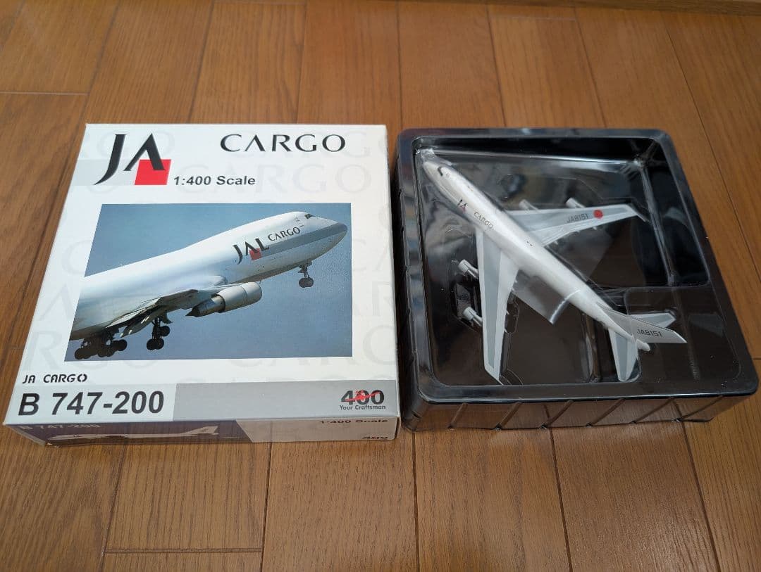 1/400 JA CARGO 747−200F