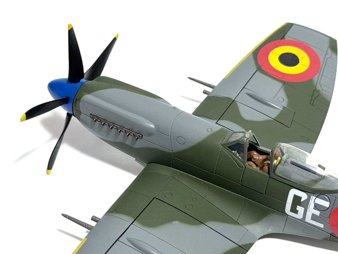ホビーマスター 1/48 スピットファイア Spitfire Mk. XIV
