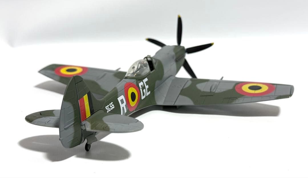 ホビーマスター 1/48 スピットファイア Spitfire Mk. XIV