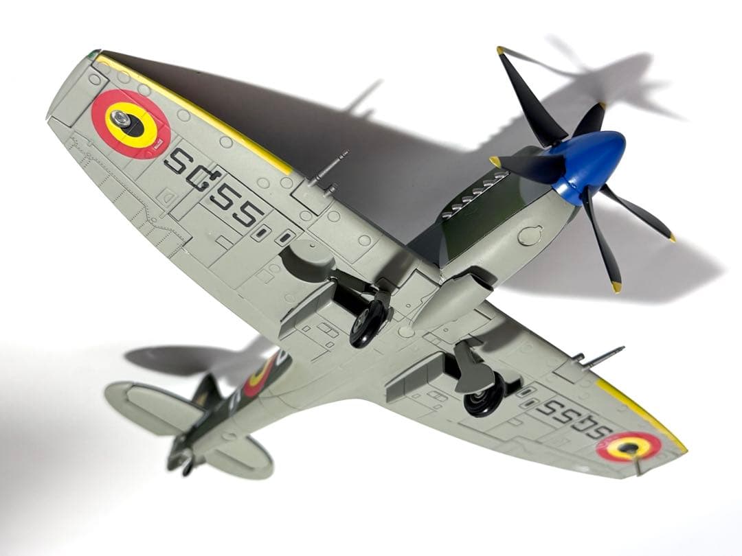 ホビーマスター 1/48 スピットファイア Spitfire Mk. XIV