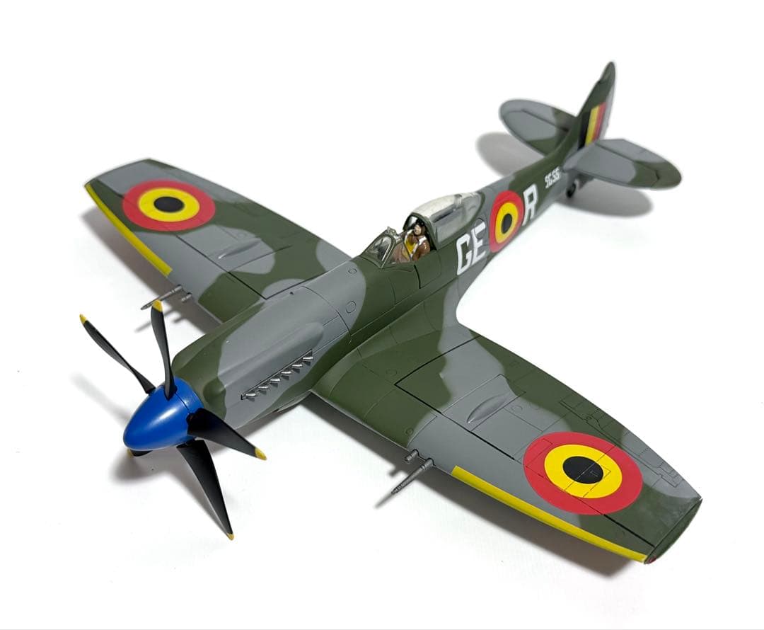ホビーマスター 1/48 スピットファイア Spitfire Mk. XIV