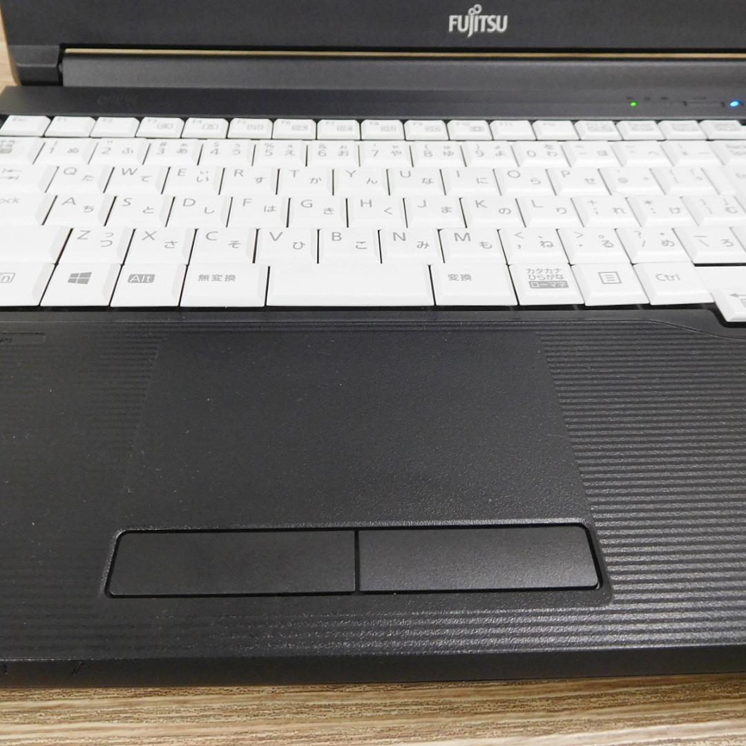 週末特価LIFEBOOK A5510/ i5-10210U 8GB SSD128