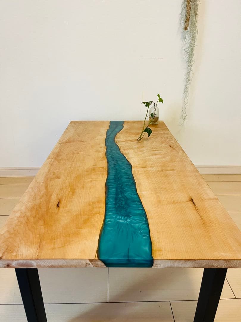 レジンテーブル　ローテーブル デスク　カエデの木　メープル