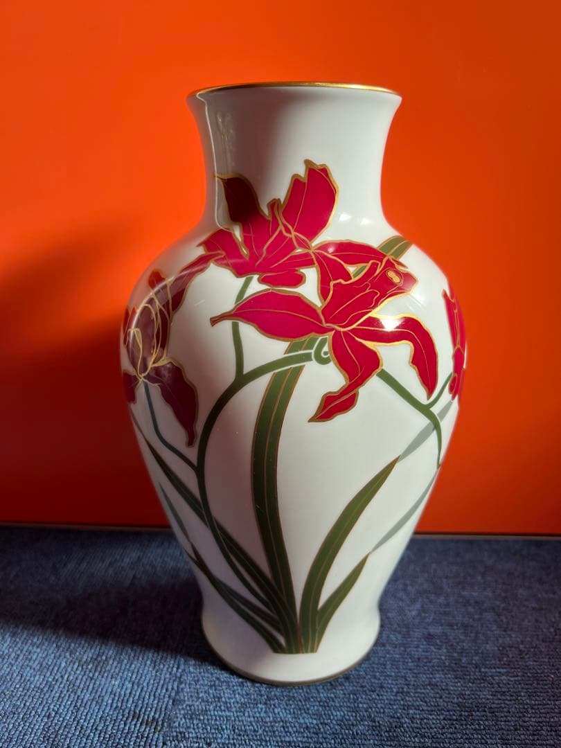 1260  大倉陶園　花瓶