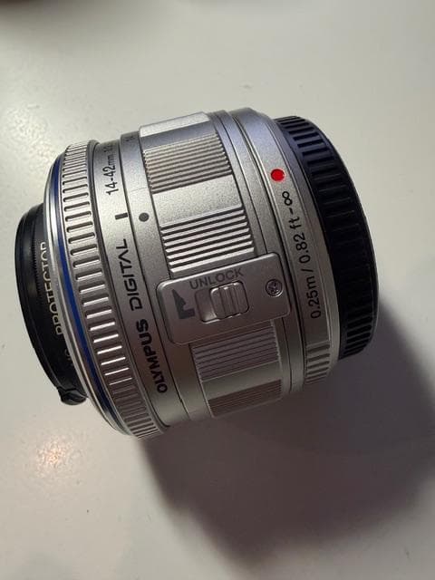 OLYMPUS M ZUIKO DIGITAL 14〜42mm レンズ ED
