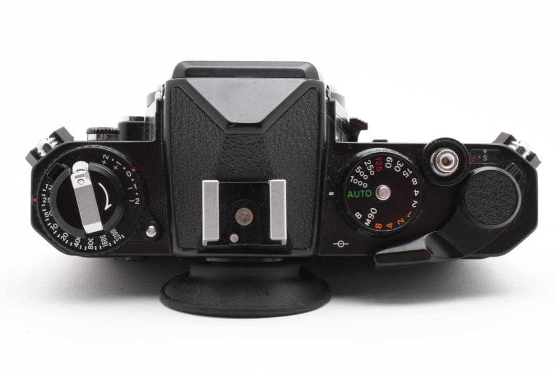 #325★良品★Nikon FE ボディ