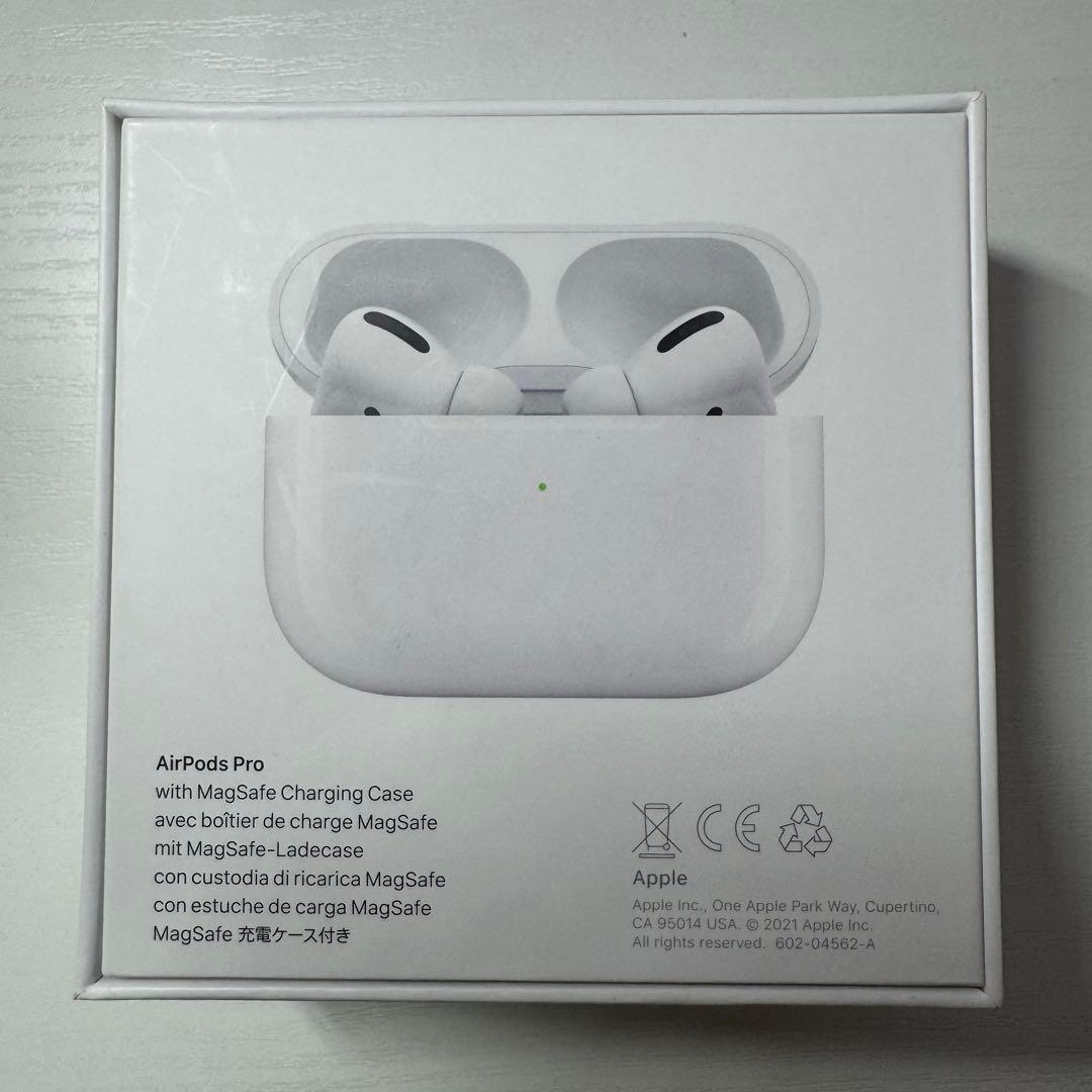 イヤホン Airpods Pro with Magsafe Charging Case