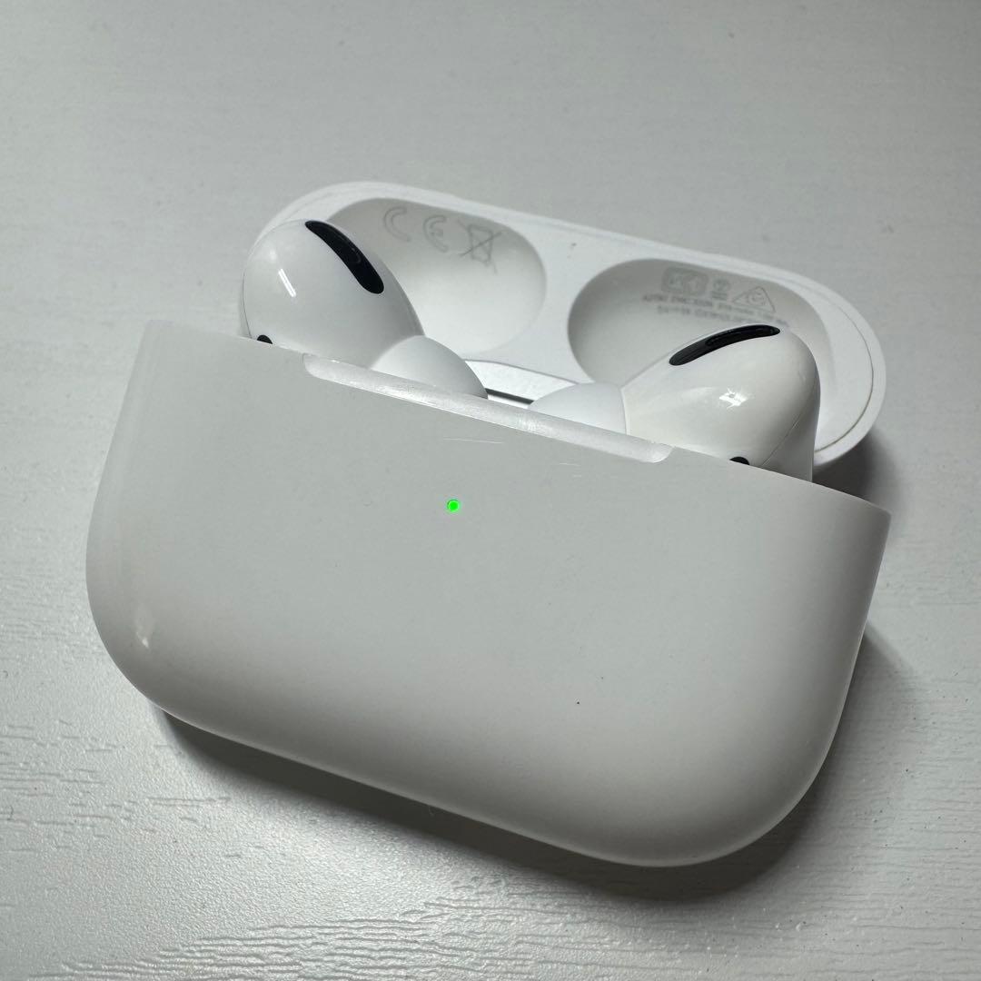 イヤホン Airpods Pro with Magsafe Charging Case