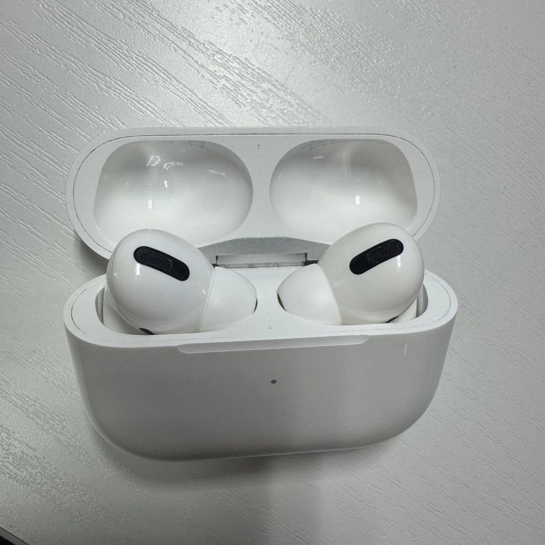 イヤホン Airpods Pro with Magsafe Charging Case