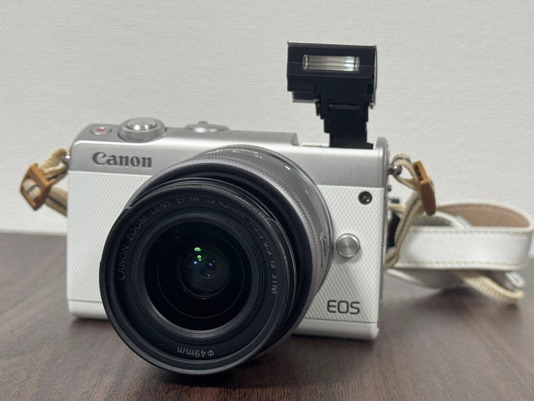 中森様用キャノン Canon EOS M100 ダブルズームキット ホワイト