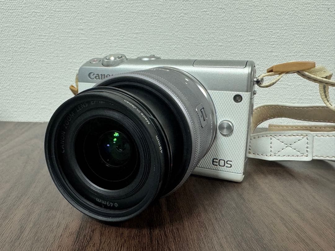 中森様用キャノン Canon EOS M100 ダブルズームキット ホワイト
