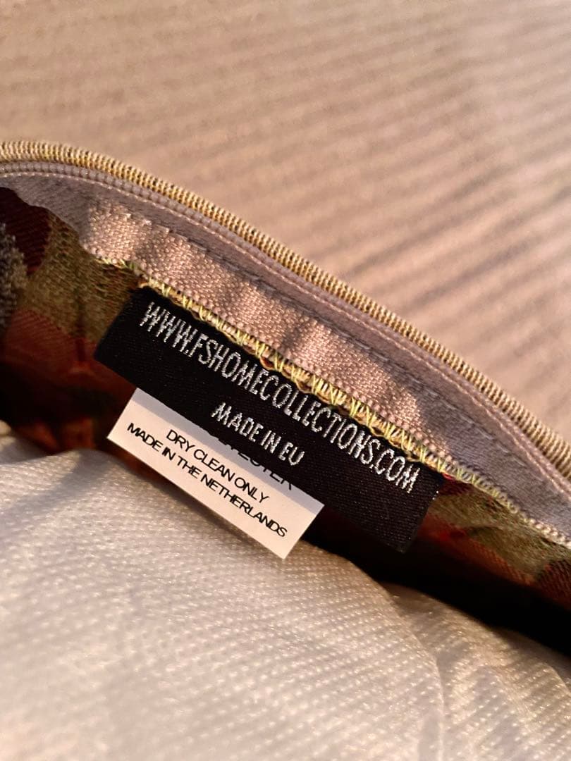 ロング　クッション　ハンティング　　鹿　鴨　イノシシ　うさぎ　犬　キツネ　刺繍