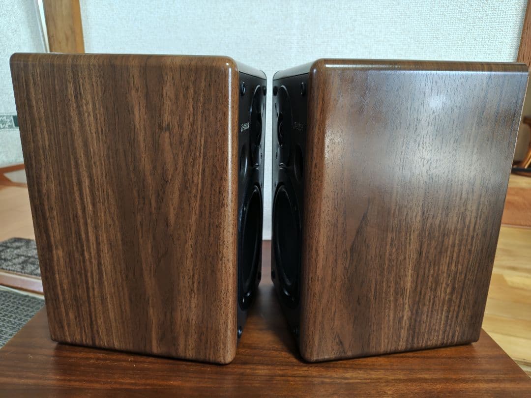 D-202A ブックシェルフスピーカー