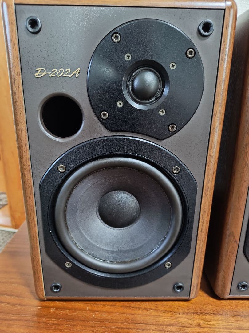 D-202A ブックシェルフスピーカー