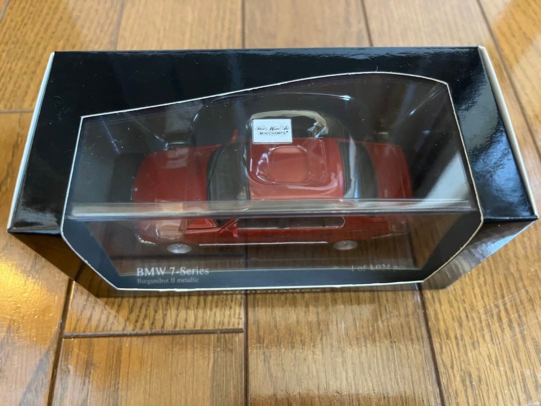 MINICHAMPS  7-Series 1986 レッドメタリック