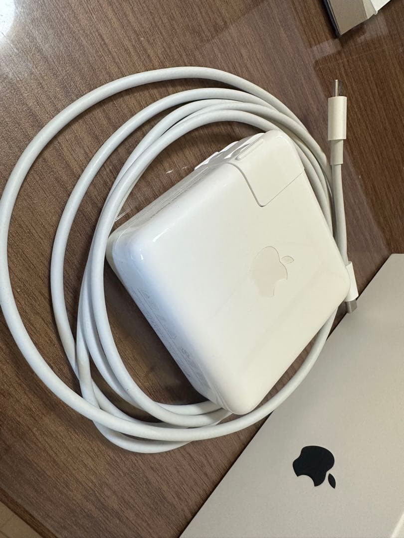 MacBook本体 MacBook Pro 2020 13inch