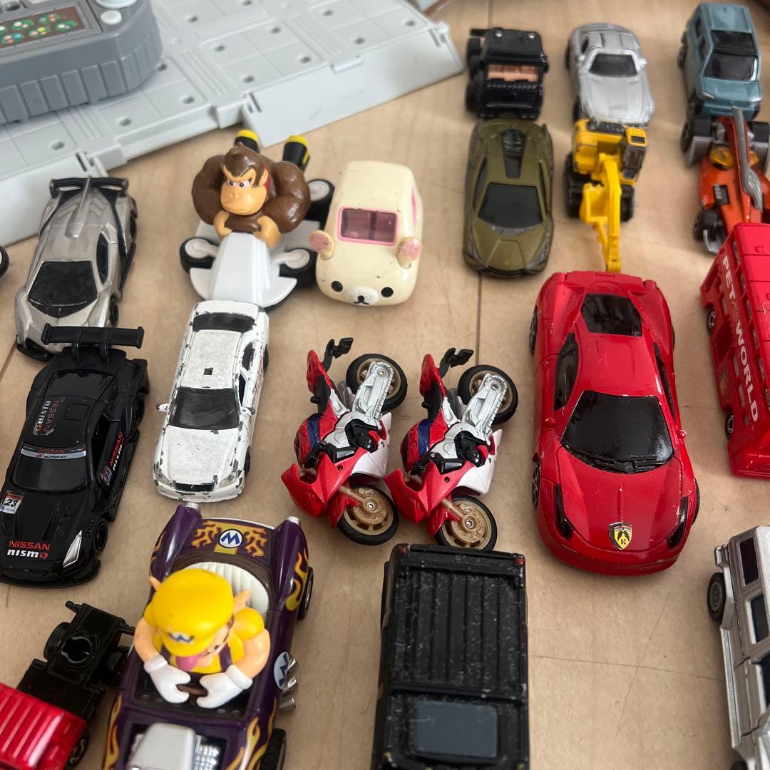 トミカ　カーズ　まとめ　ディズニー　車