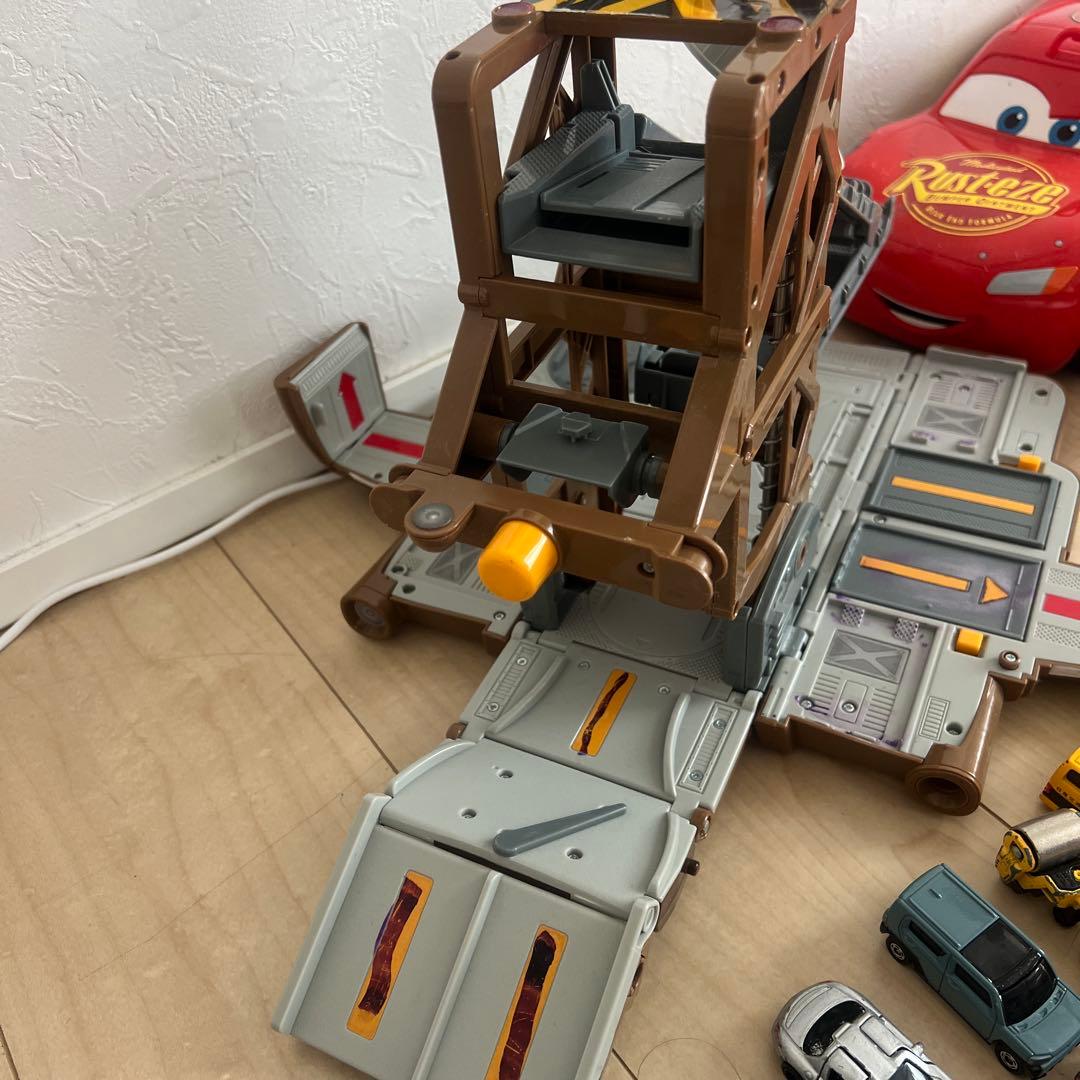 トミカ　カーズ　まとめ　ディズニー　車