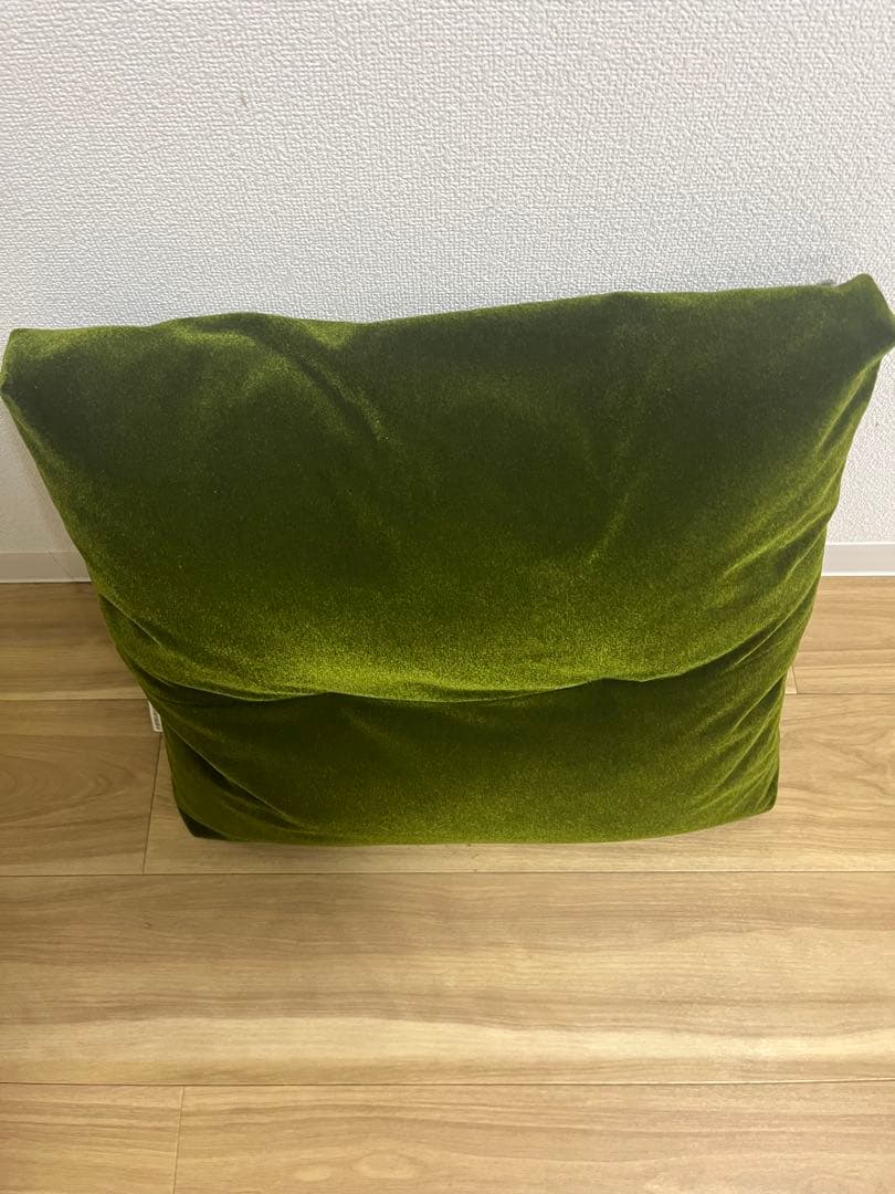 カリモク60 クッション モケットグリーン