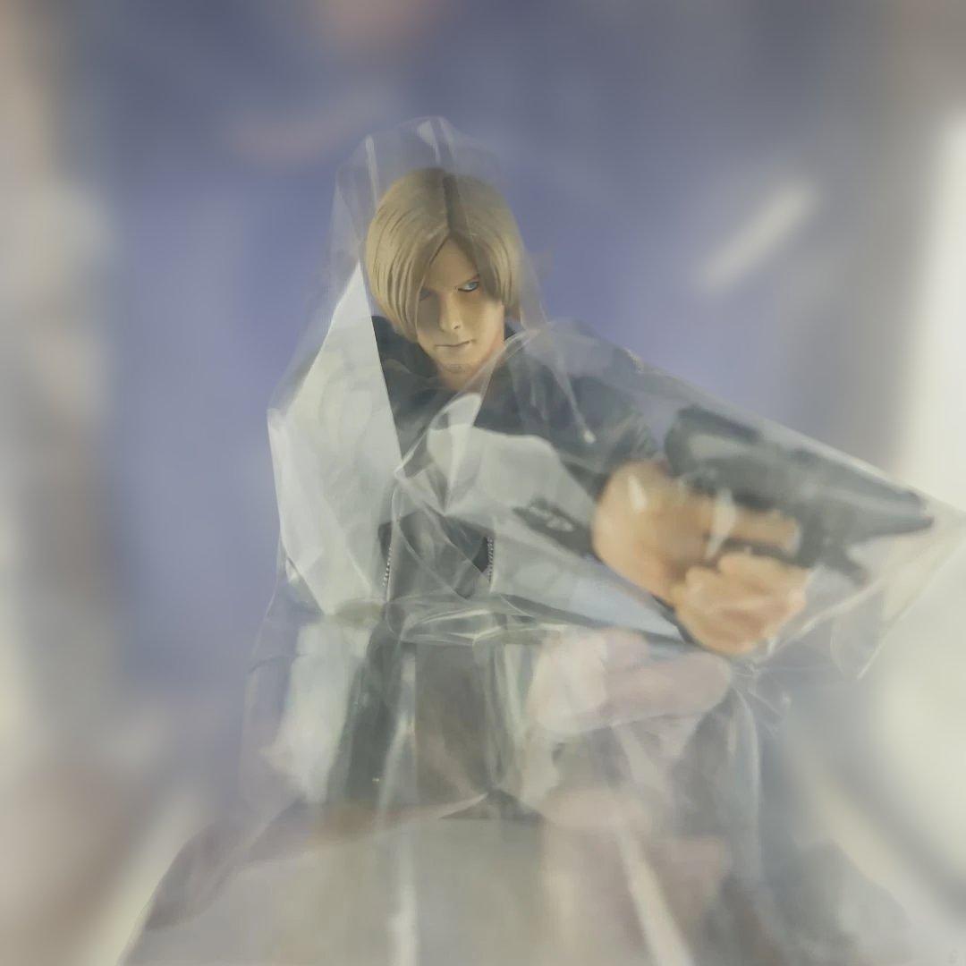 未開封　パイオハザード6　レオン・S・ケネディ フィギュア