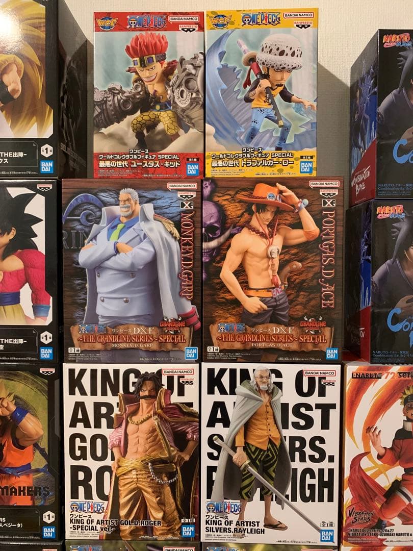 ドラゴンボール　ワンピース　NARUTO　フィギュア３６個セット