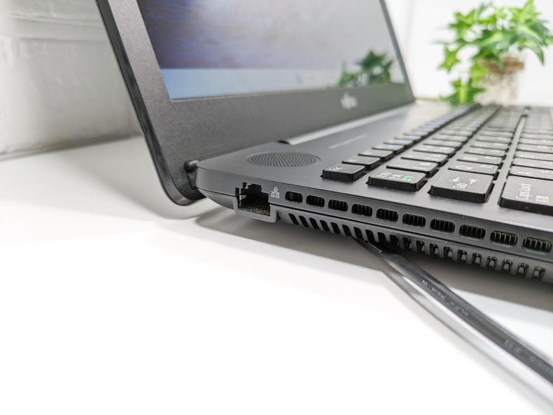 Windows11ノートパソコン✨オフィス付き✨富士通　爆速SSD　Wi-Fi