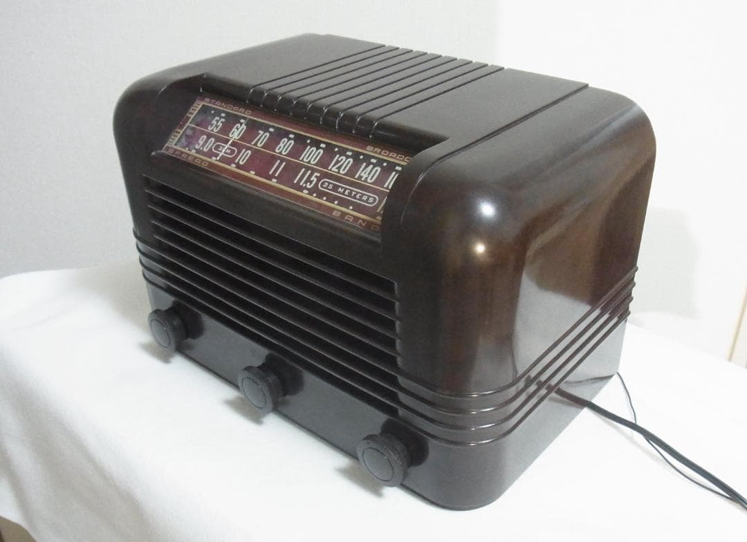 Radiola ラジオラ 61-10 ＡＭ・短波　真空管ラジオ 稼働品