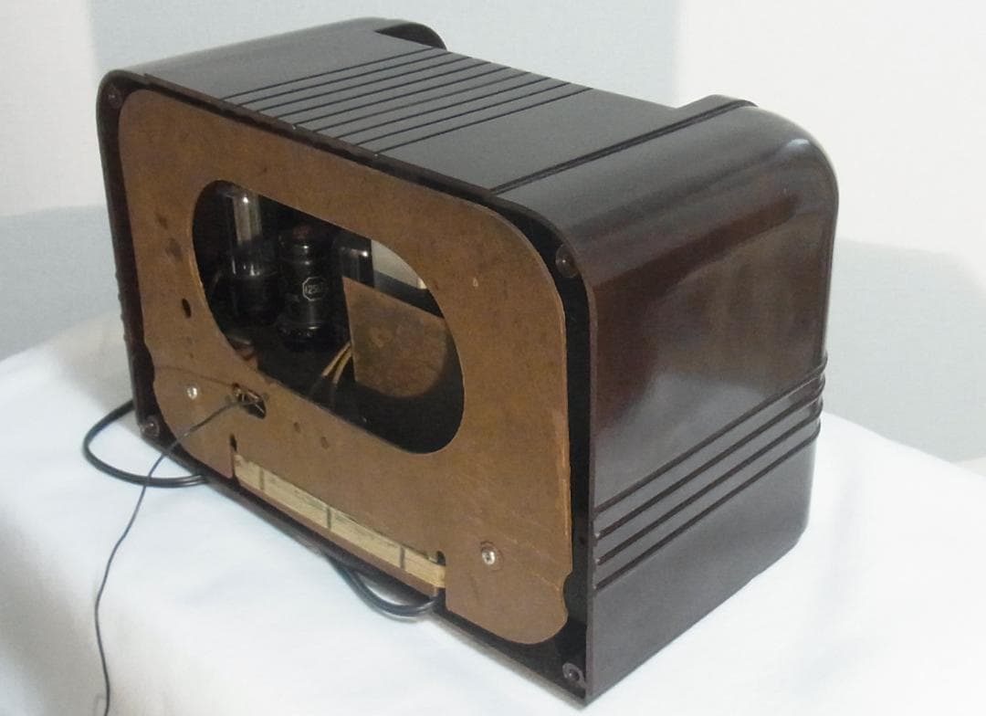 Radiola ラジオラ 61-10 ＡＭ・短波　真空管ラジオ 稼働品