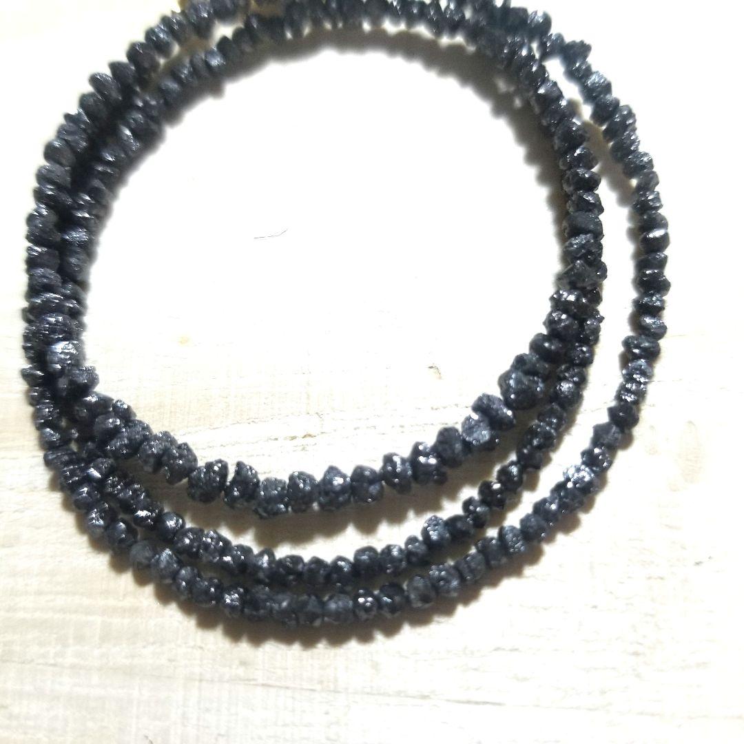 ブラックダイヤモンドの天然石のネックレス