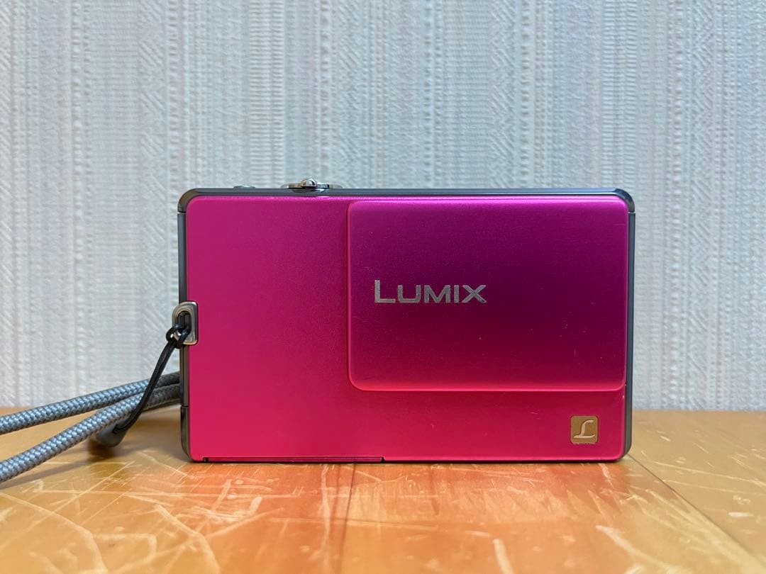 【お値下げ中】Panasonic LUMIX DMC-FP1 デジタルカメラ