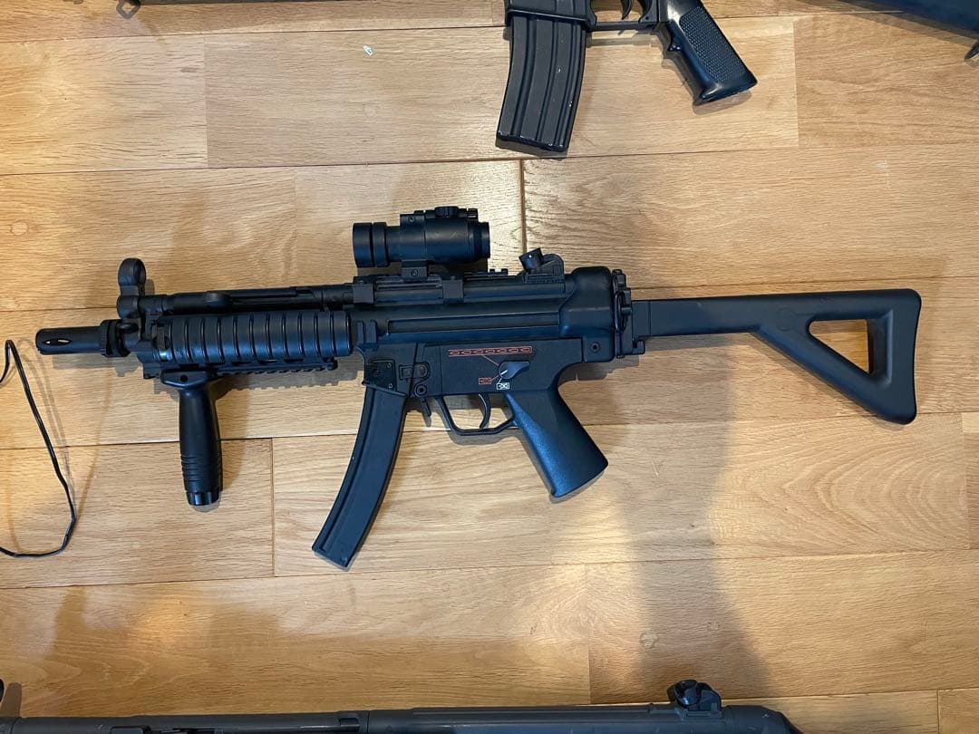 マルイ 電動ガン MP5 RAS とおまけエアガン2丁