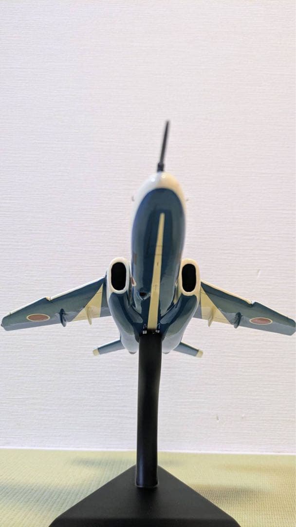 小牧基地祭記念！T-4ブルーインパルス木製ソリッドモデル　約1/38スケール