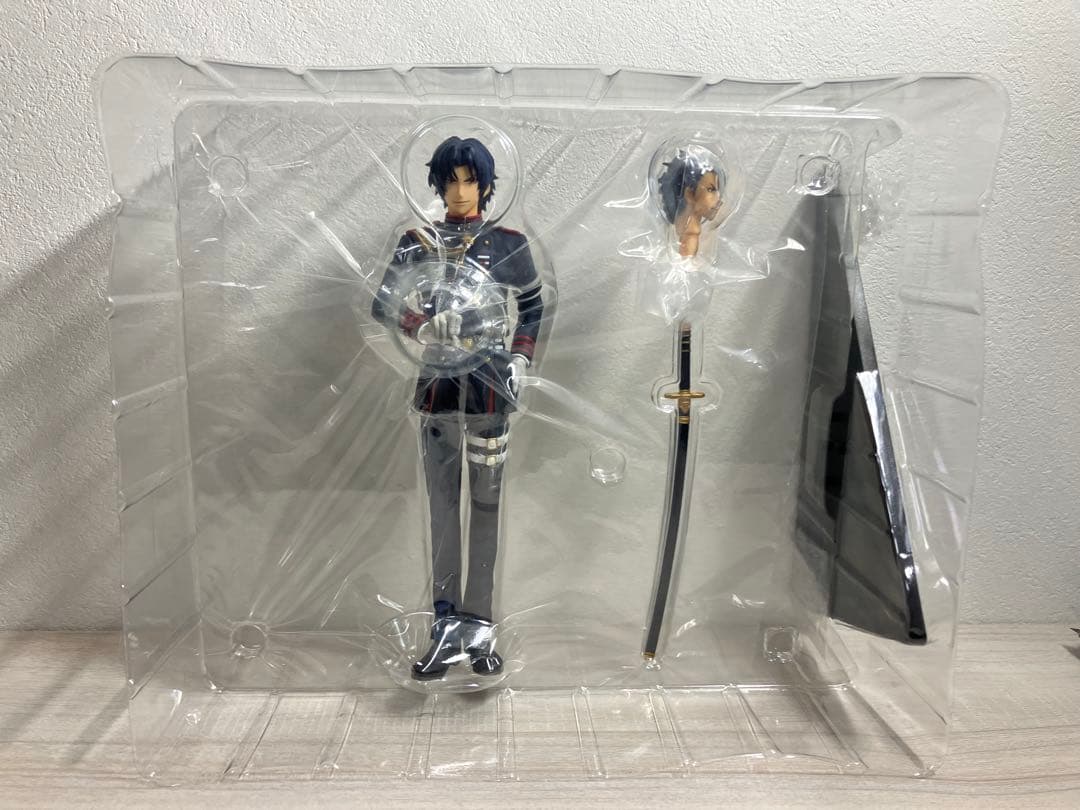 一瀬グレン 終わりのセラフ　mensHdge technical statue