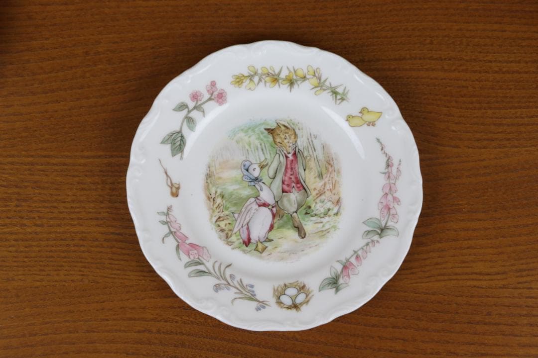 お値下げ　ロイヤルアルバート　ピーターラビット　あひるのジマイマ　カップ　トリオ