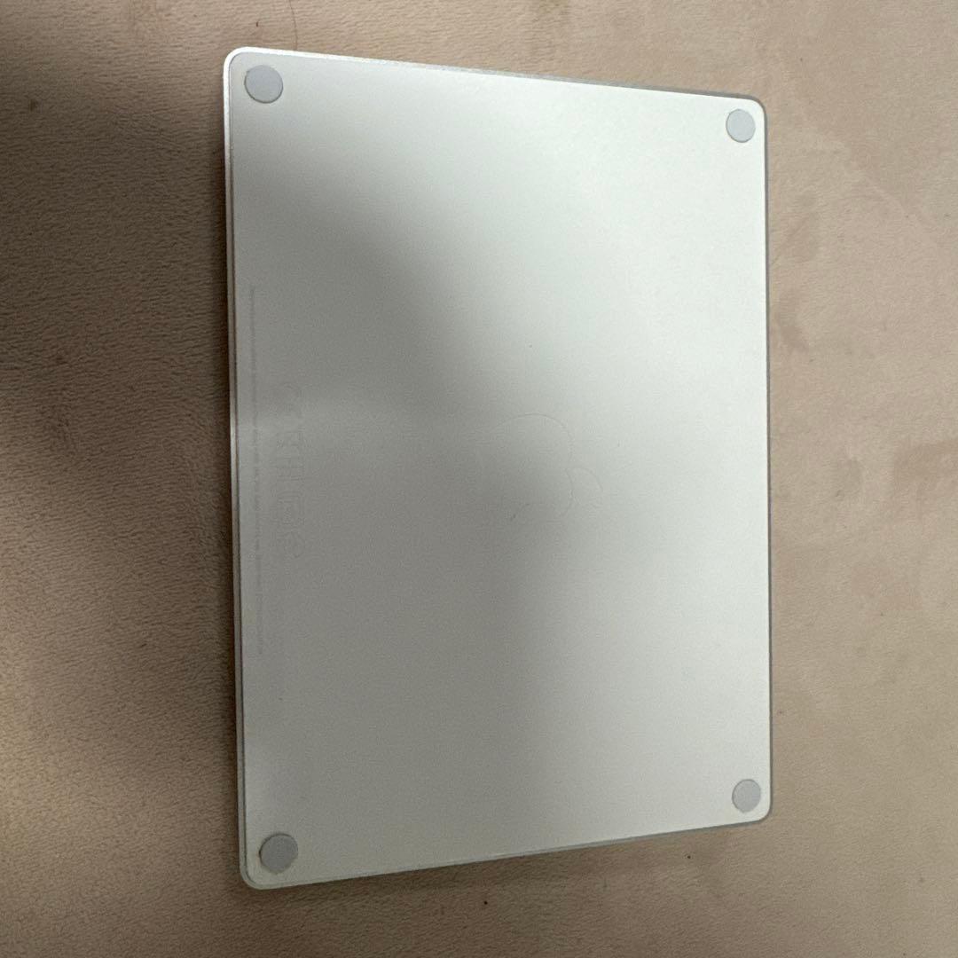 Magic Trackpad ホワイト Lightning