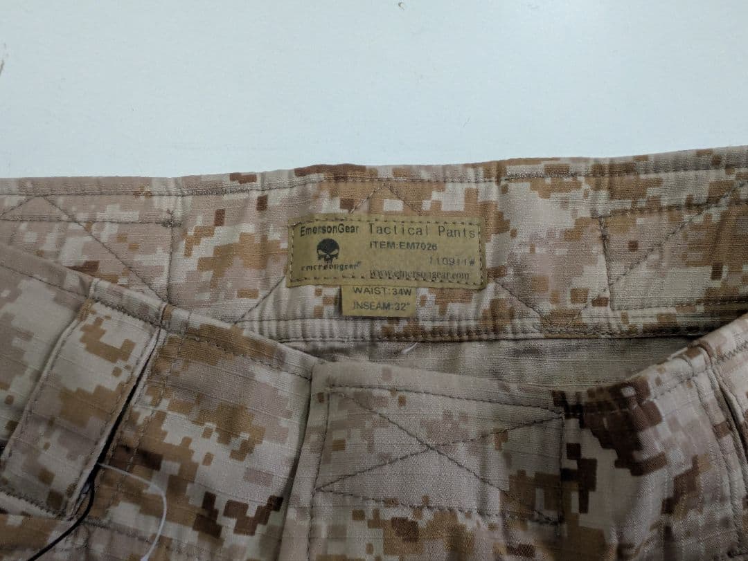 未使用難あり エマーソンギア CRYEタイプ AOR1 上下セット SIZE L