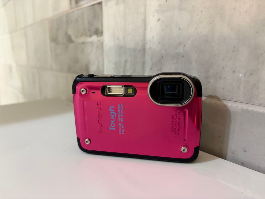 OLYMPUS Tough ピンク コンパクトデジタルカメラ