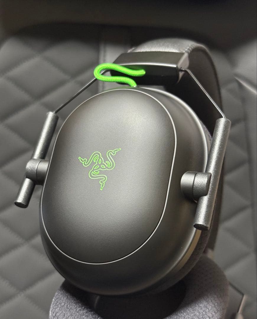 【美品】Razer BlackSharkV2 +USBサウンドカード+おまけ付き