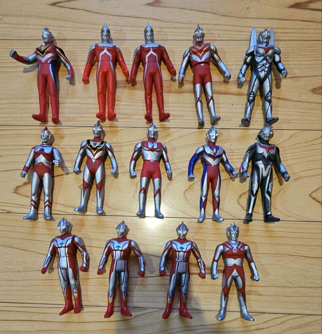 d*7様 ウルトラマン・怪獣 ソフビ まとめ売り