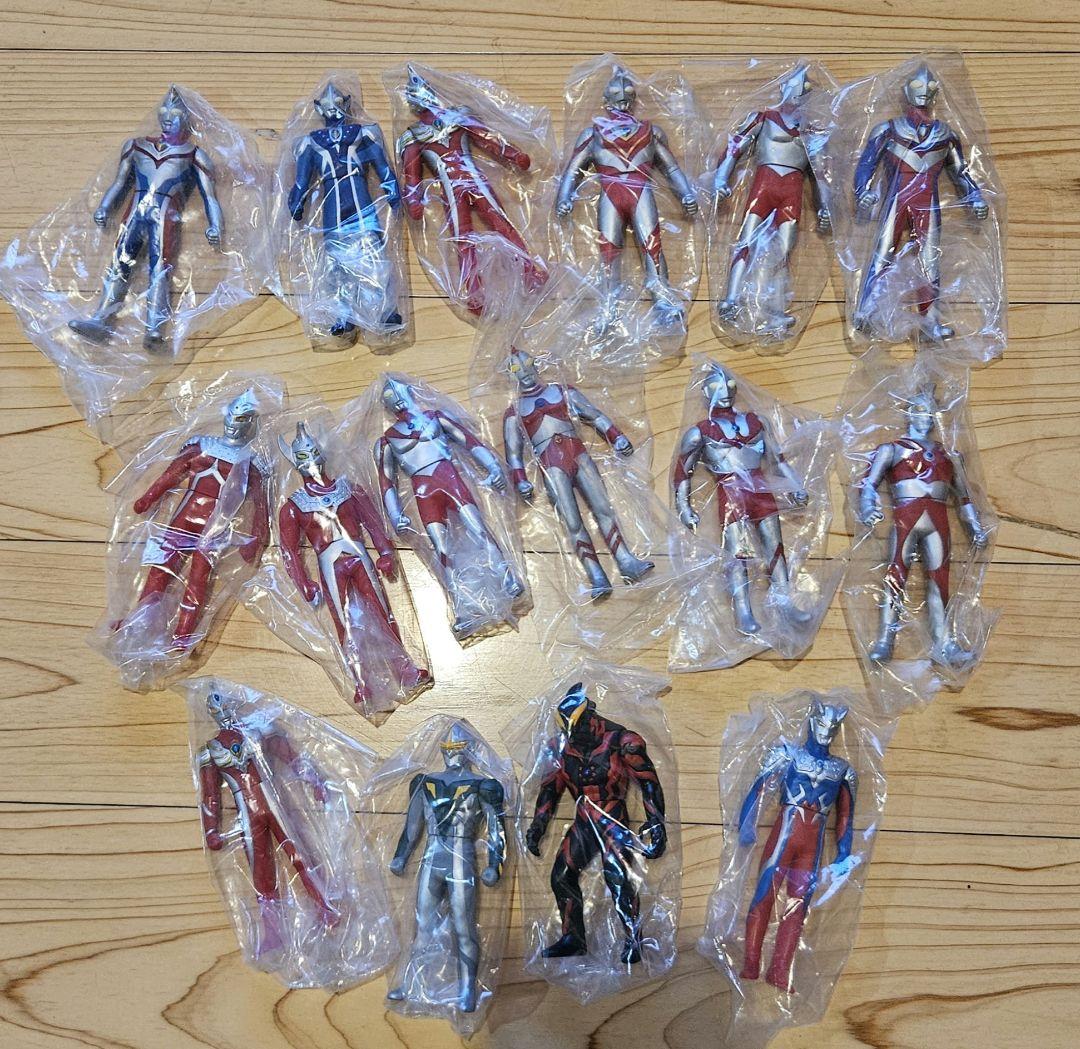 d*7様 ウルトラマン・怪獣 ソフビ まとめ売り