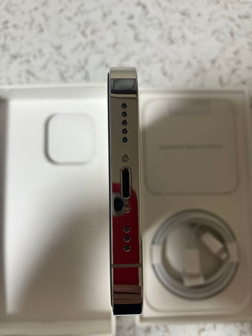 【週末限定】バッテリー100% 美品iPhone 14 Pro 256GB