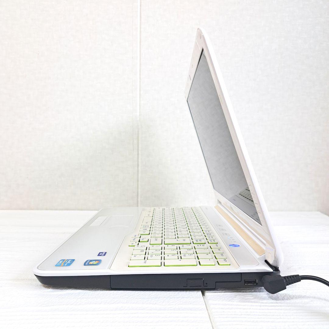 富士通 LIFEBOOK ノートパソコン PC 高速SSD オフィス ホワイト