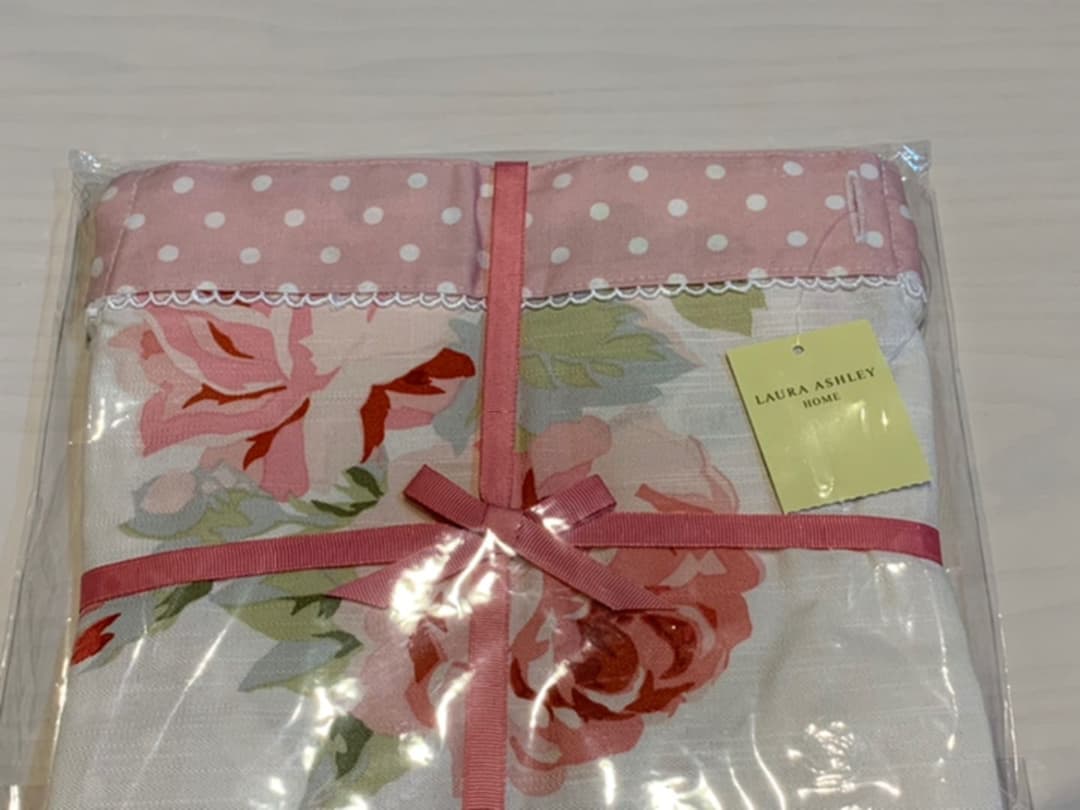 ローラアシュレイ　エプロン　新品