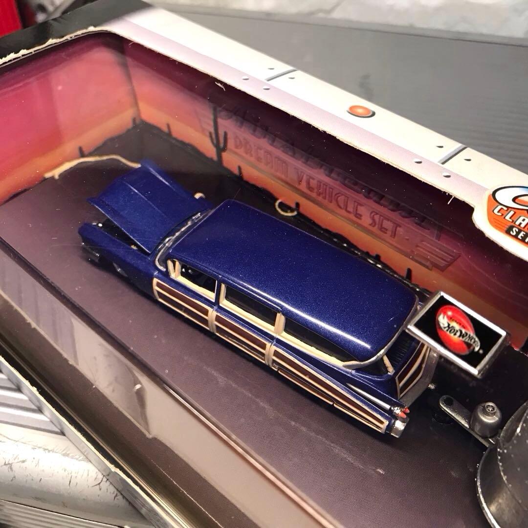 ミニカー HotWheels AIRSTREAM DREAM VEHICLESET