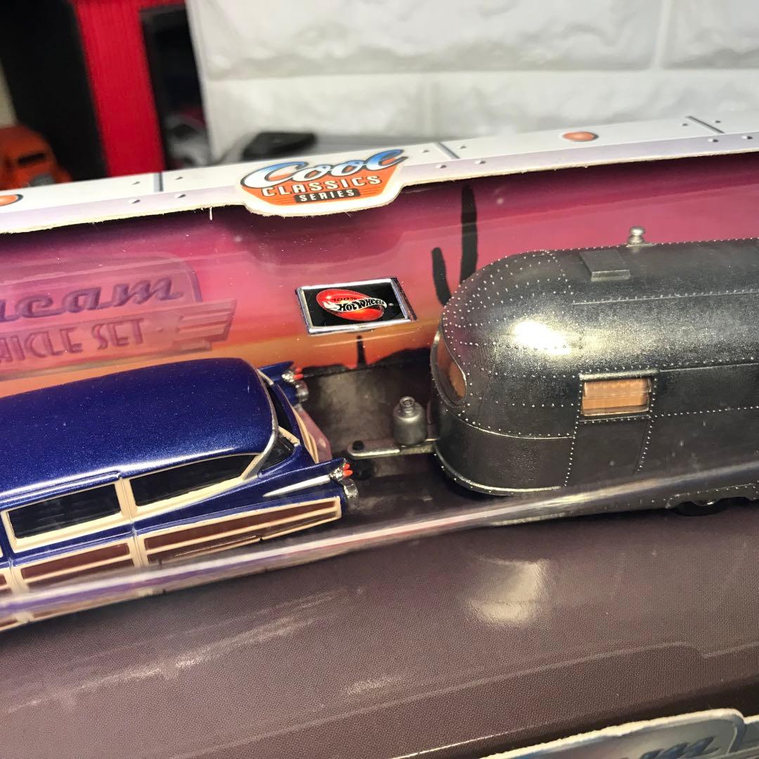 ミニカー HotWheels AIRSTREAM DREAM VEHICLESET