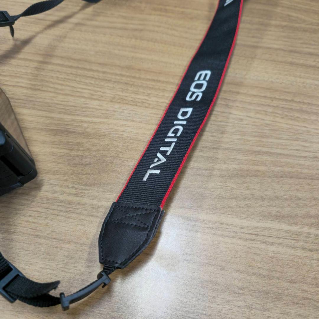 EOS Kiss X5 一眼レフカメラ