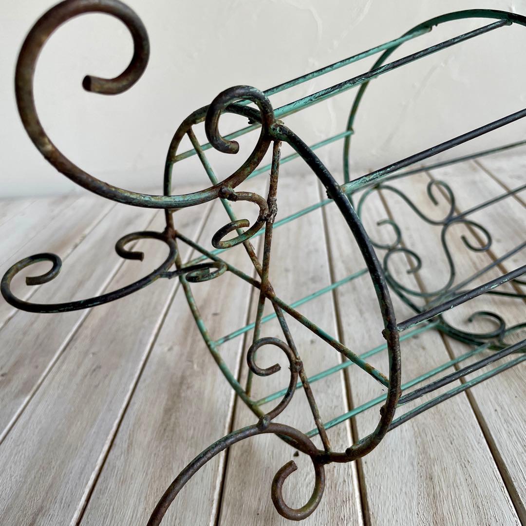 コクーン型ワイヤースタンド　大・小 ２個セット　フラワーバスケット　ガーデン雑貨