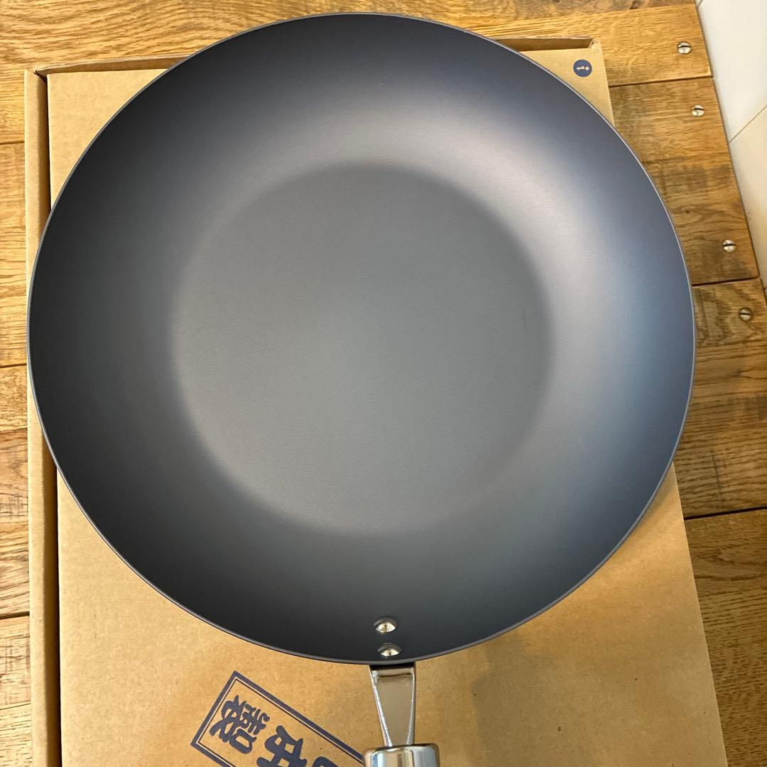 新品 極 リバーライト フライパン 28cm